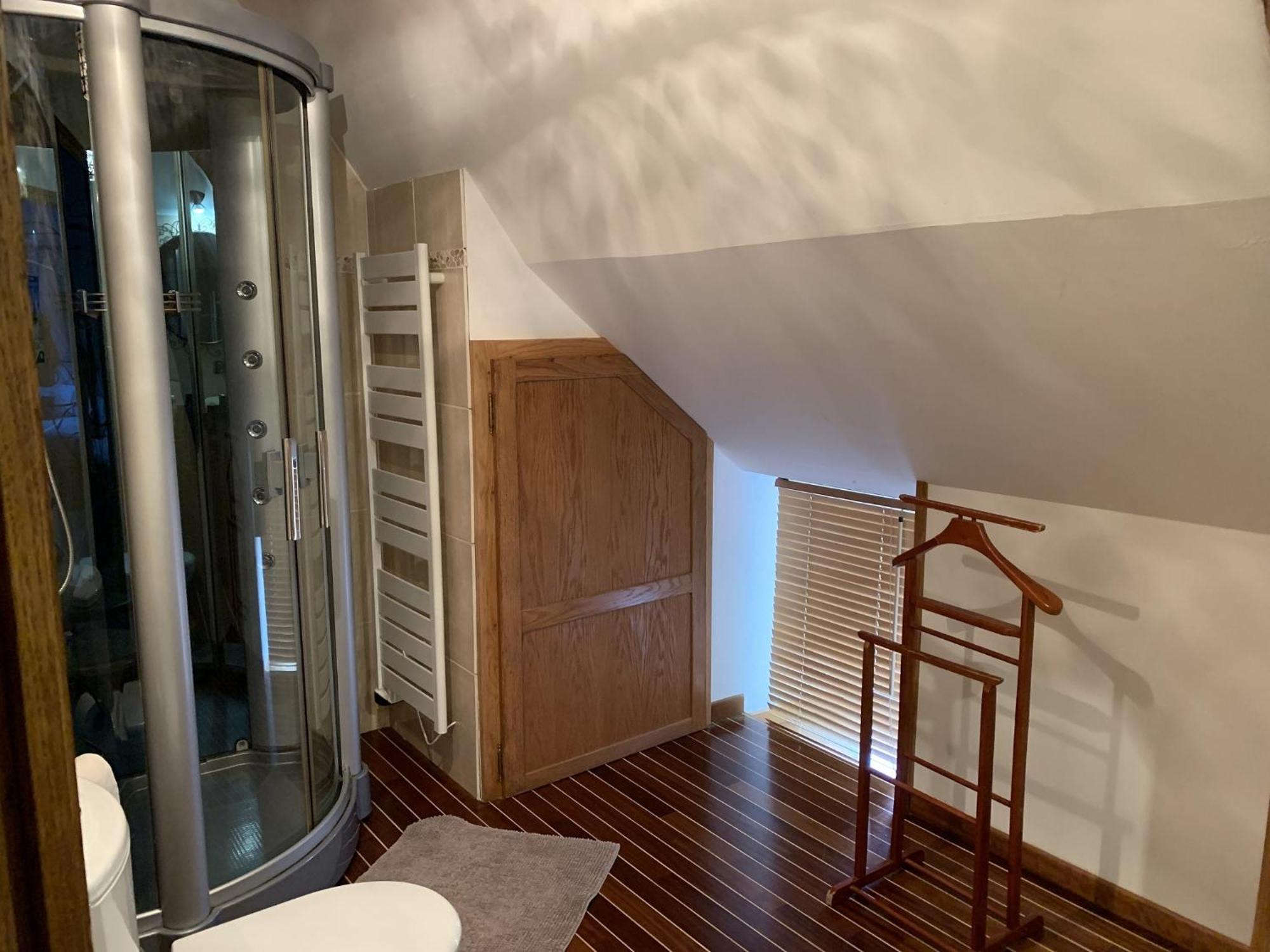Le Clos Des Tilleuls D Day Home, Chambres D'Hotes, Suite Avec Sauna Privatif, Suite Avec Balneotherapie Privative, En Supplement Option Spa Bain A Remous La Vendelee Luaran gambar