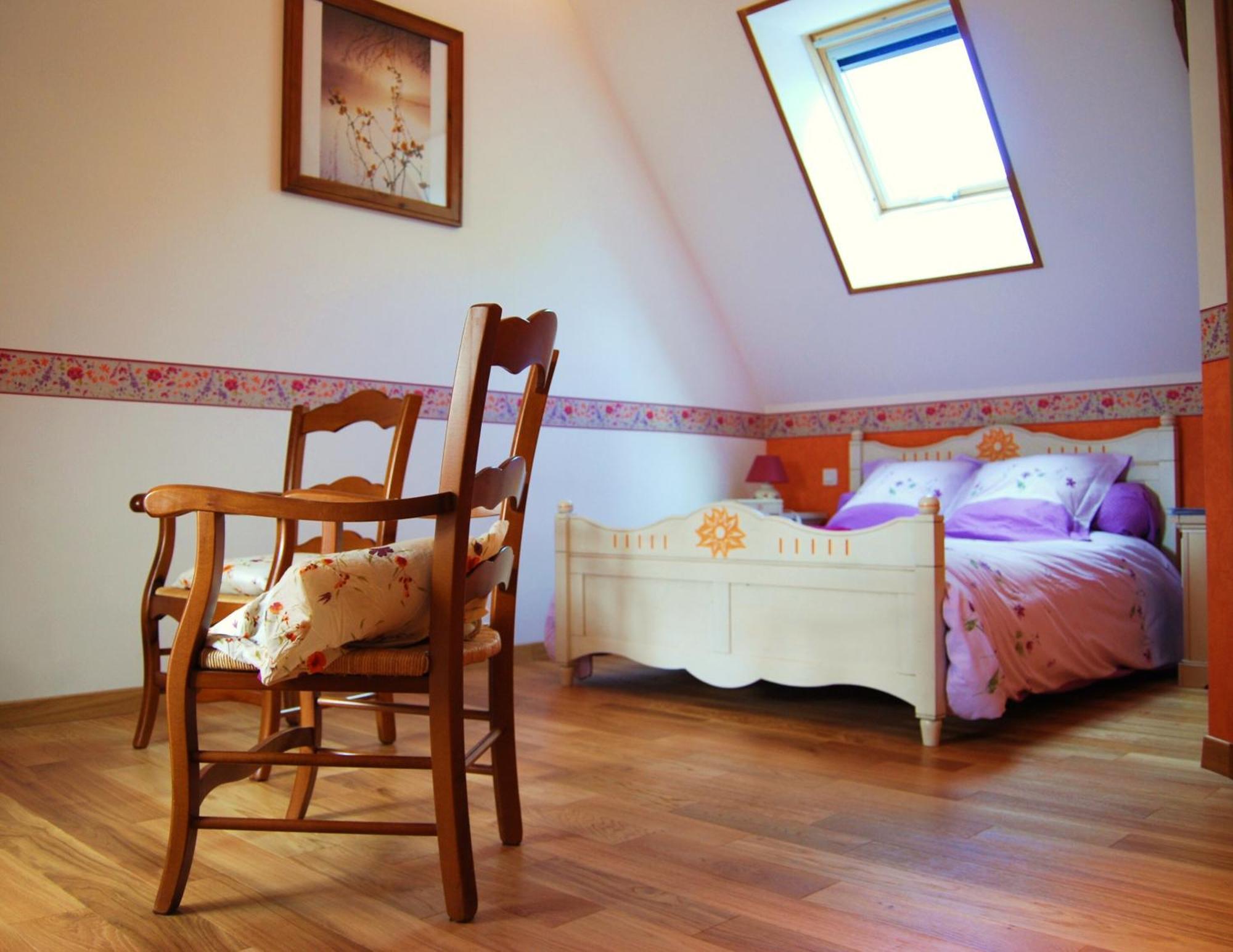 Le Clos Des Tilleuls D Day Home, Chambres D'Hotes, Suite Avec Sauna Privatif, Suite Avec Balneotherapie Privative, En Supplement Option Spa Bain A Remous La Vendelee Luaran gambar