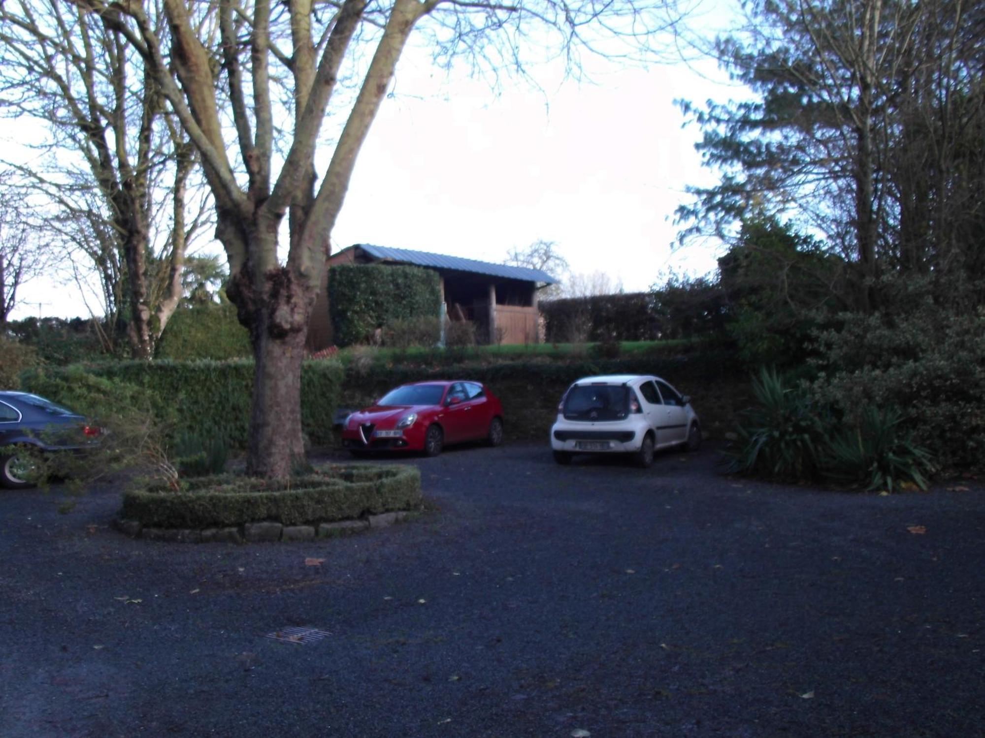 Le Clos Des Tilleuls D Day Home, Chambres D'Hotes, Suite Avec Sauna Privatif, Suite Avec Balneotherapie Privative, En Supplement Option Spa Bain A Remous La Vendelee Bilik gambar